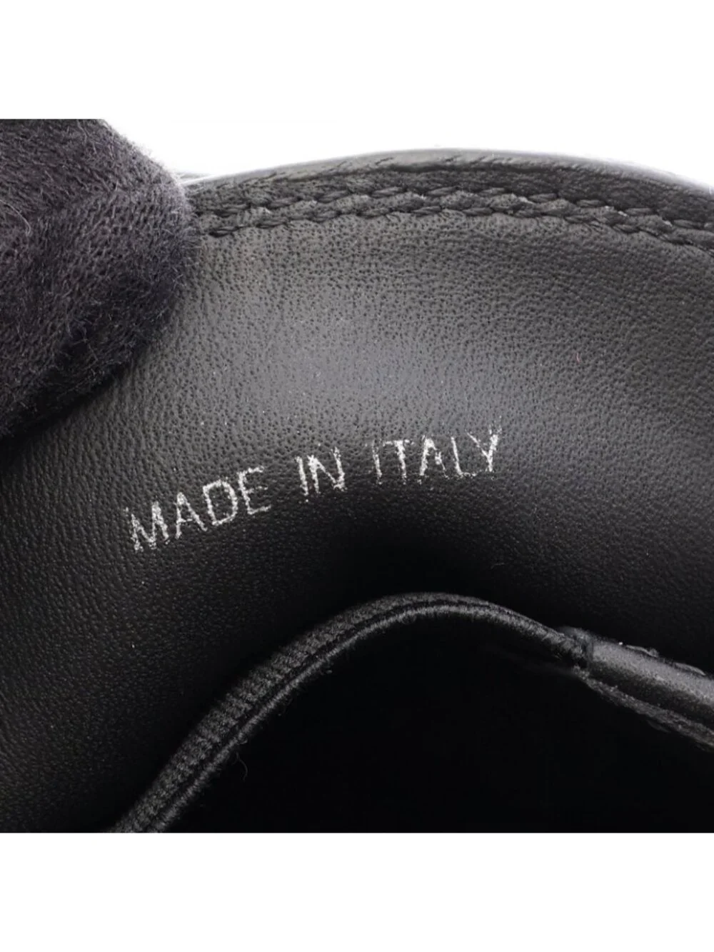 Prada there are